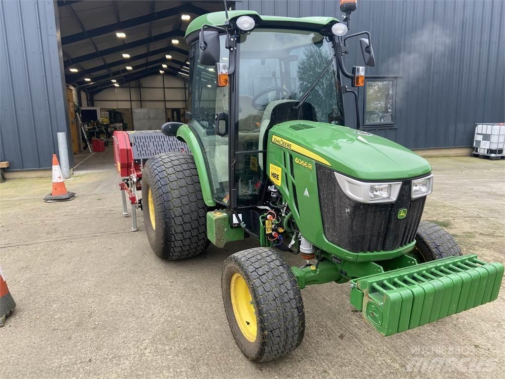 John Deere 4066R Traktörler