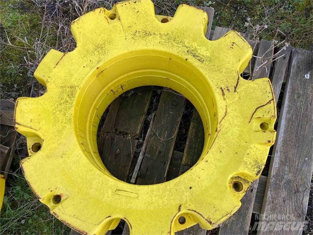 John Deere 600KG Tekerlekler