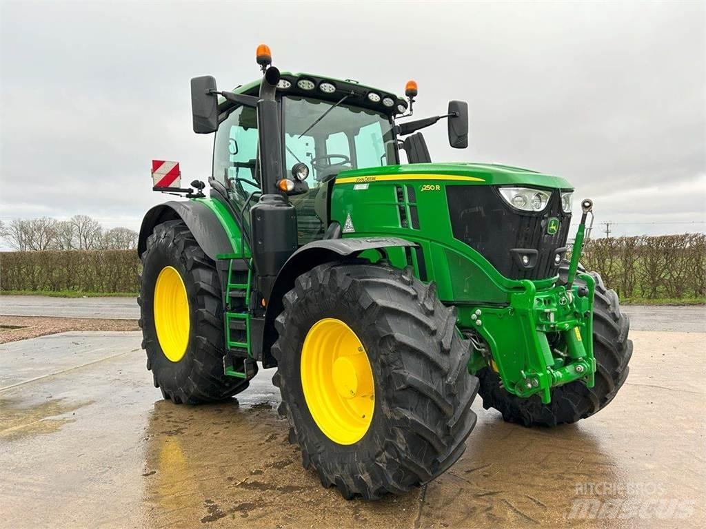 John Deere 6250R Traktörler