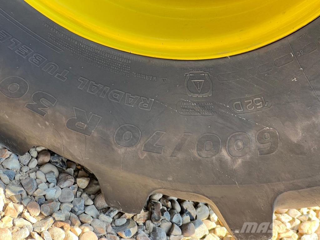 John Deere 6250R Traktörler