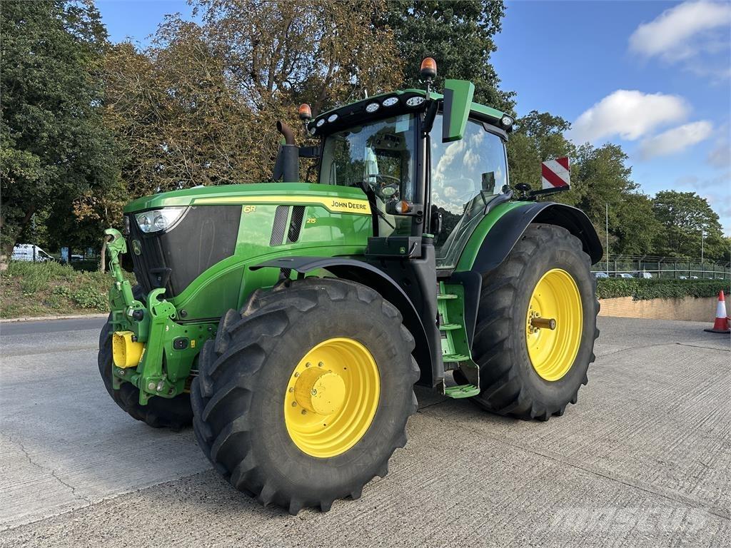 John Deere 6R215 Traktörler