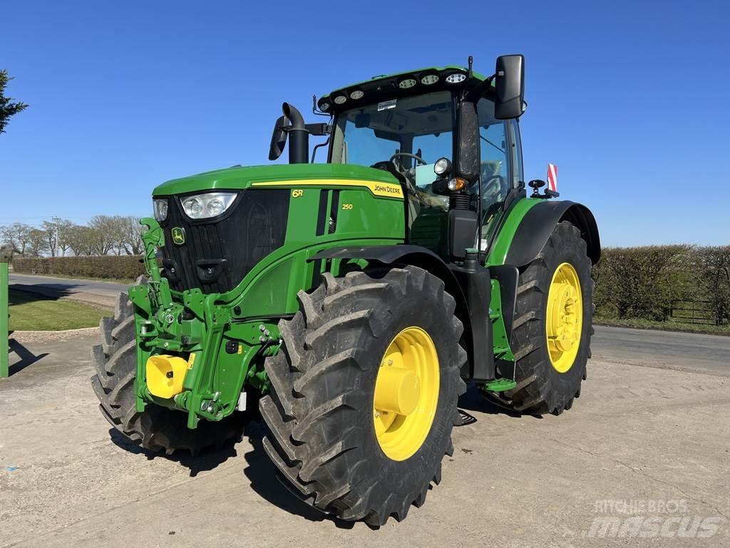 John Deere 6R250 Traktörler