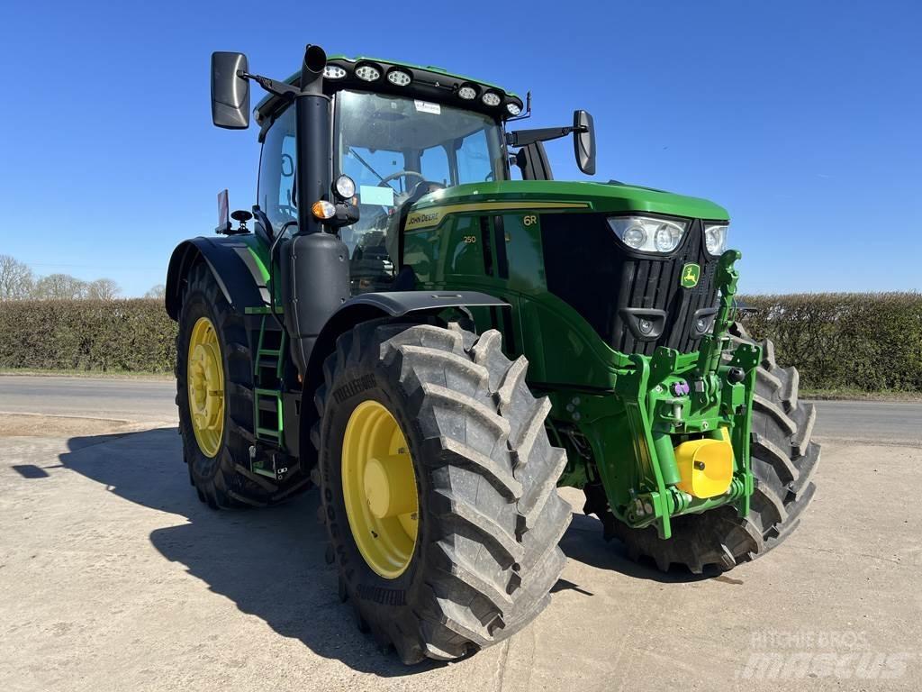 John Deere 6R250 Traktörler