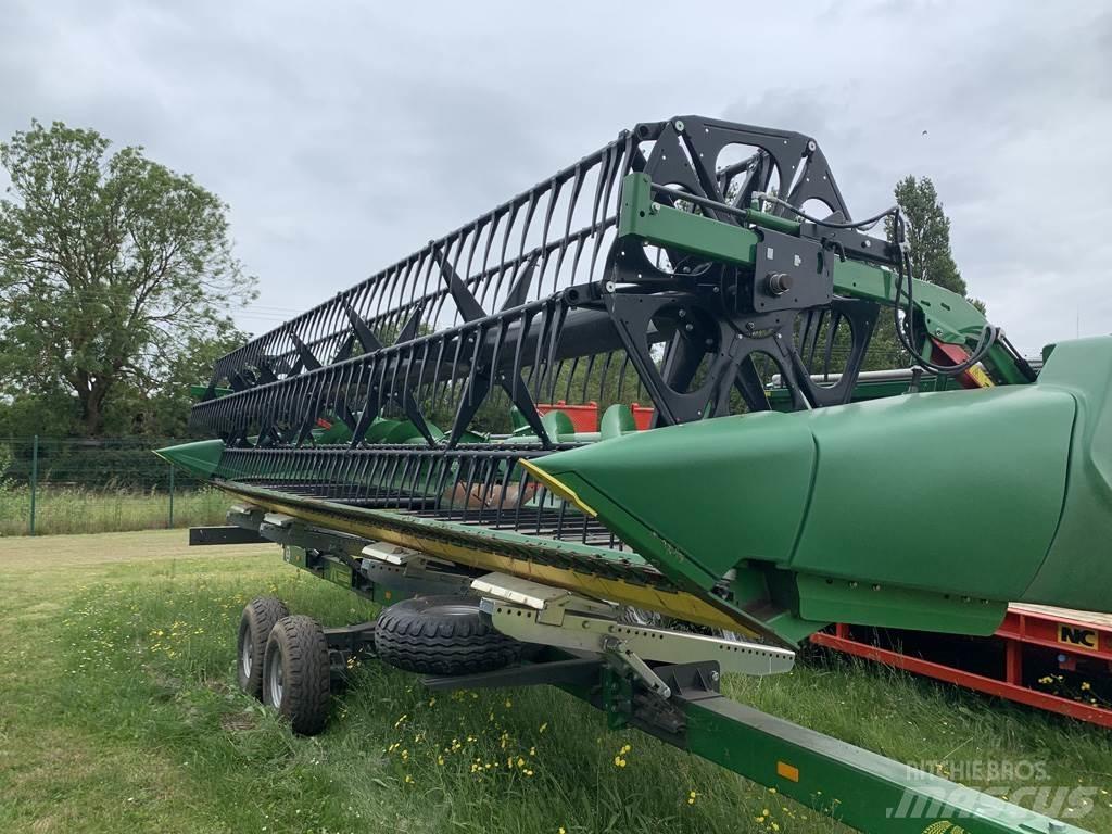 John Deere 725D Biçerdöverler