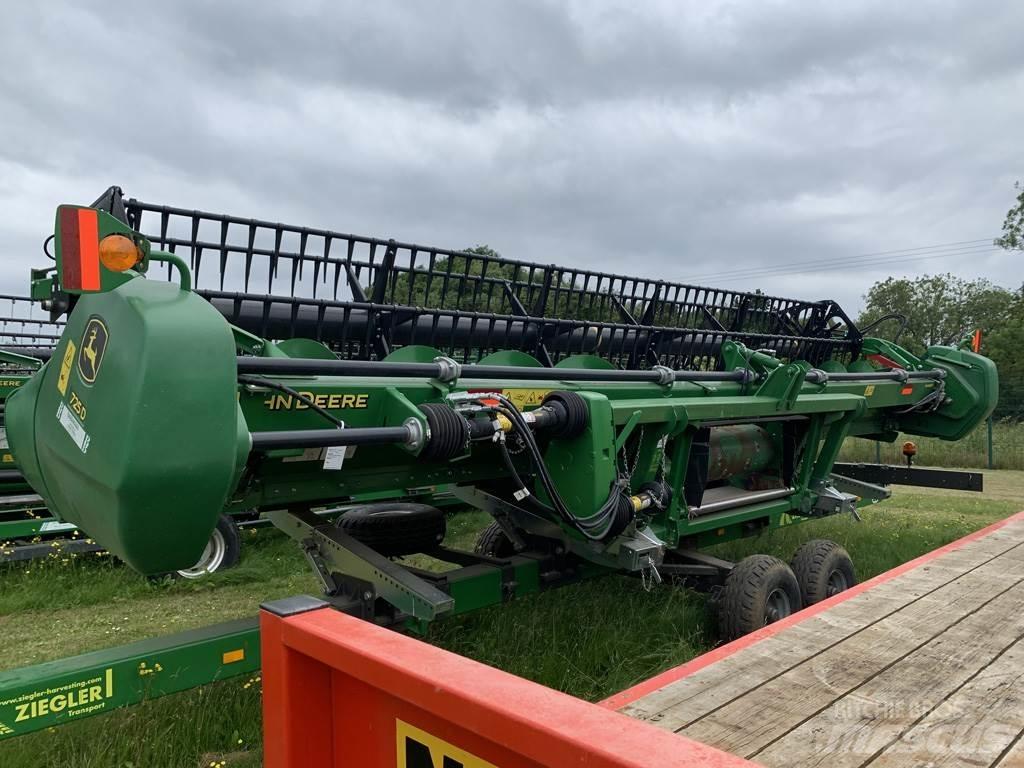 John Deere 725D Biçerdöverler