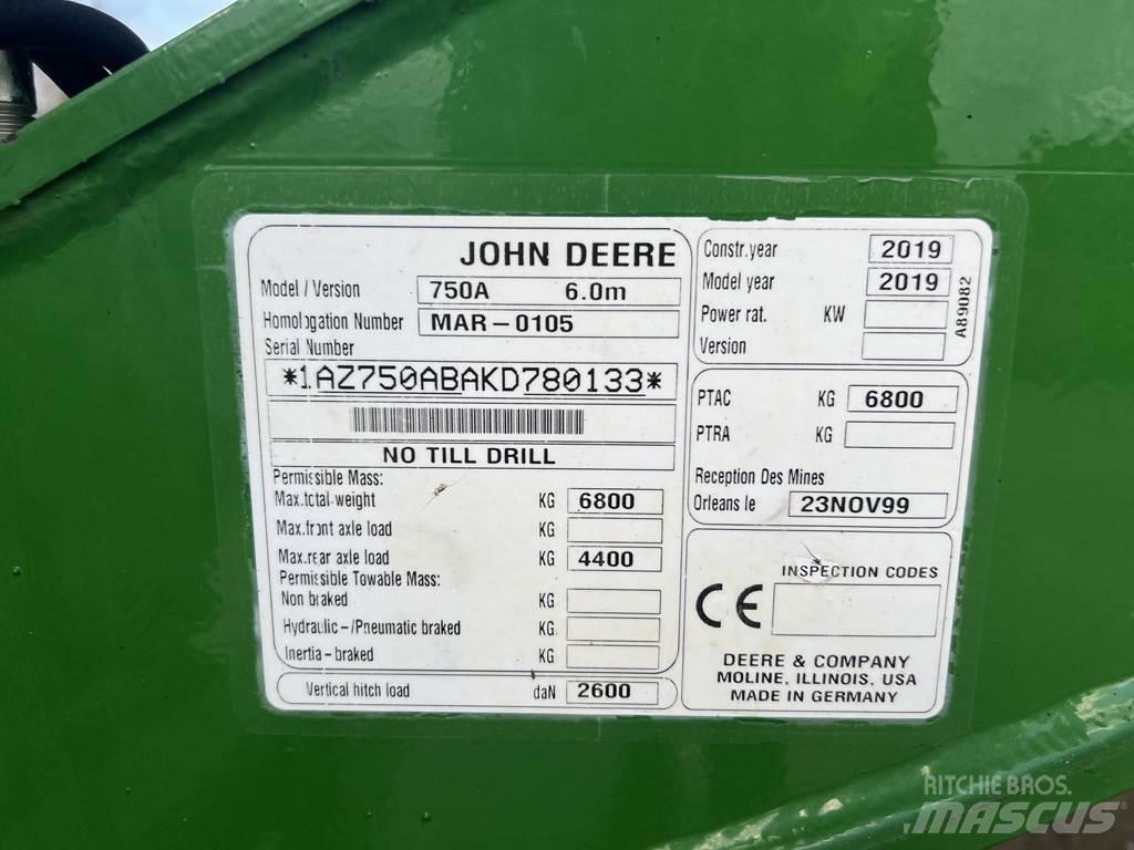John Deere 750A Mibzerler