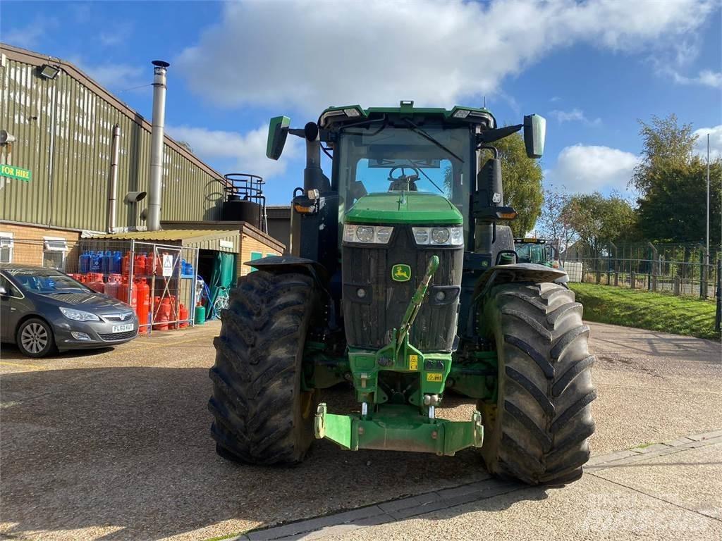 John Deere 7R310 Traktörler