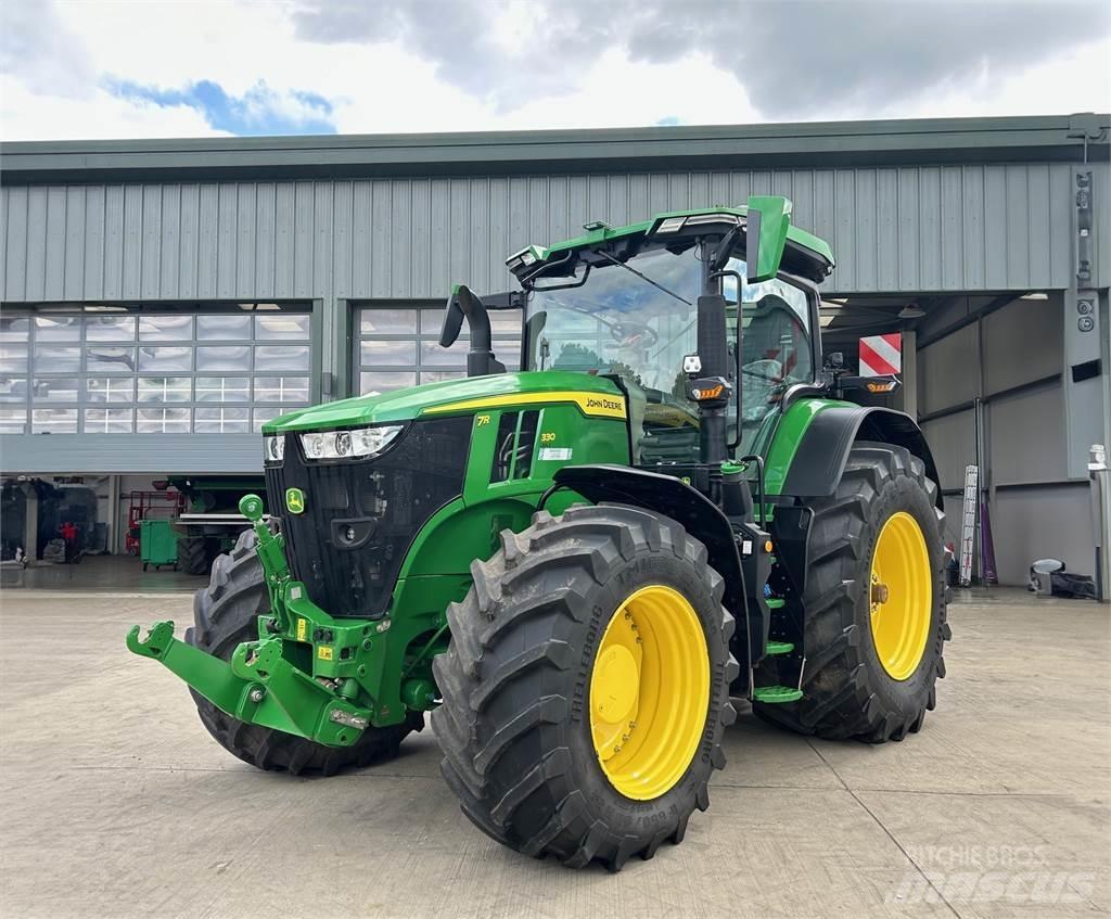 John Deere 7R330 Traktörler