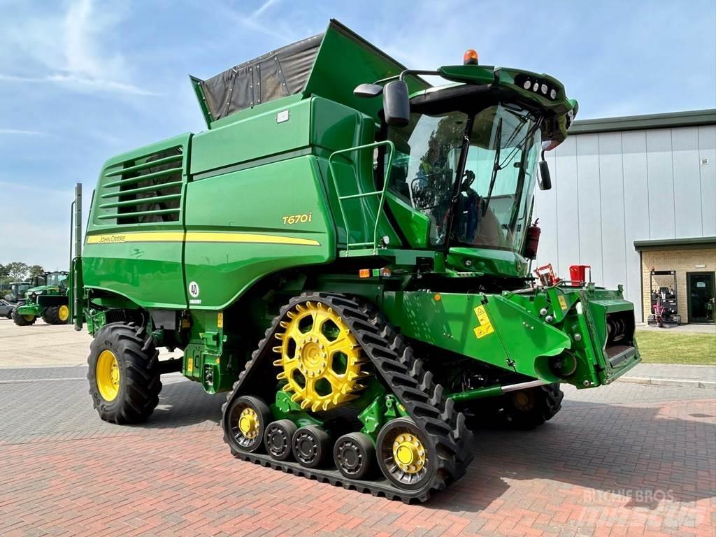 John Deere T670 Biçerdöverler