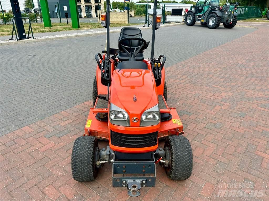 Kubota BX2350 Traktörler