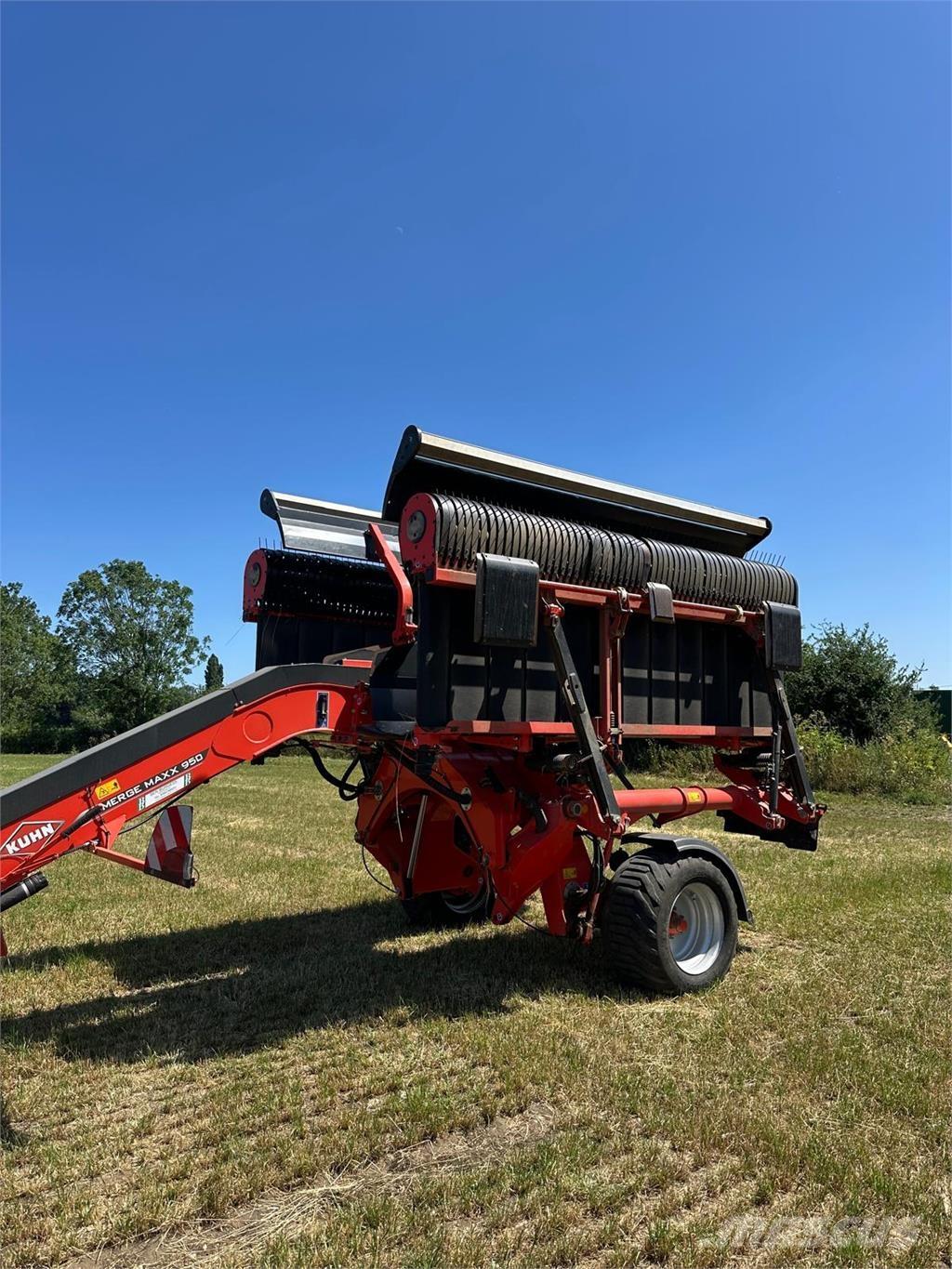 Kuhn MERGEMAXX950 Hasat makineleri