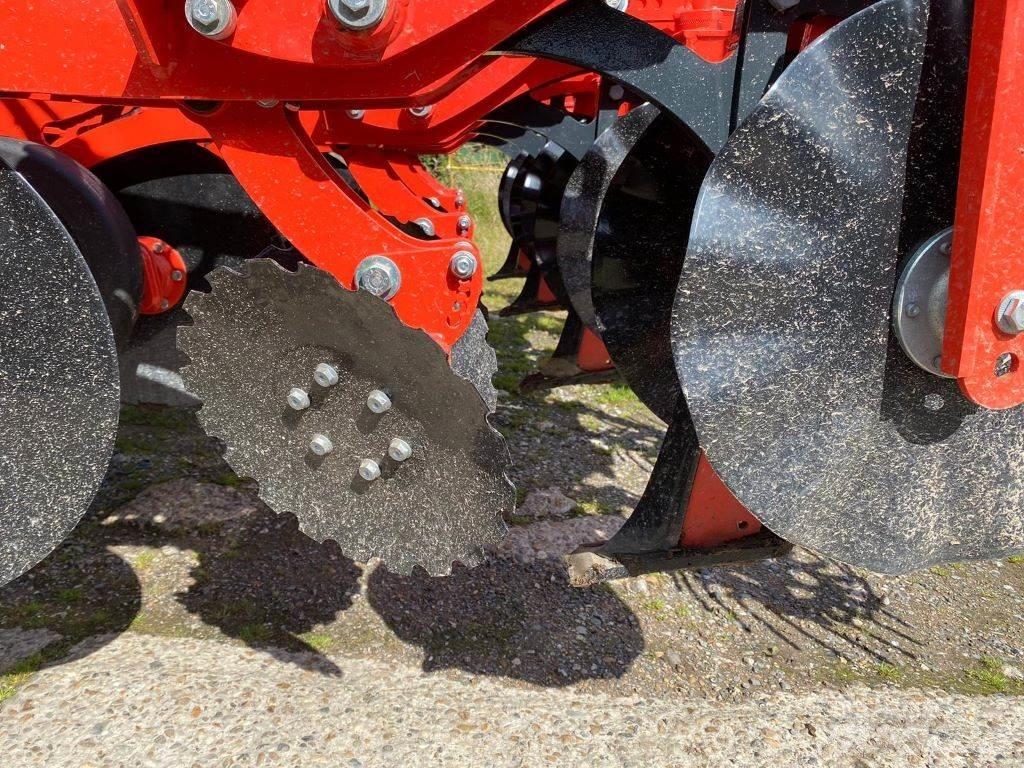 Kuhn STRIGER 300 Diger tarim makinalari