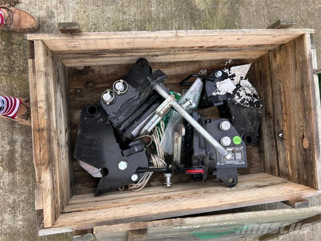 McConnel BRACKETS Tarimsal teleskopik yükleyiciler