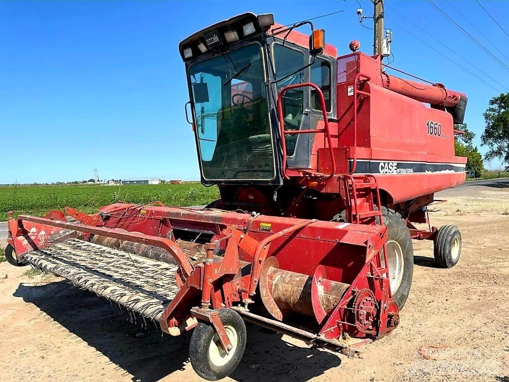Case IH 1660 Biçerdöverler