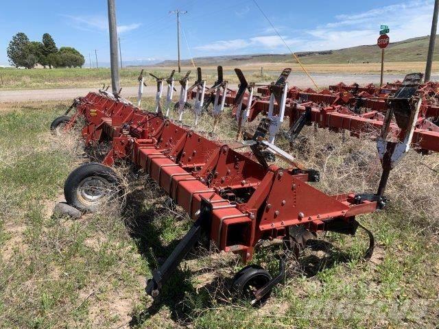 Case IH 1820 Erken hasat kültivatörleri