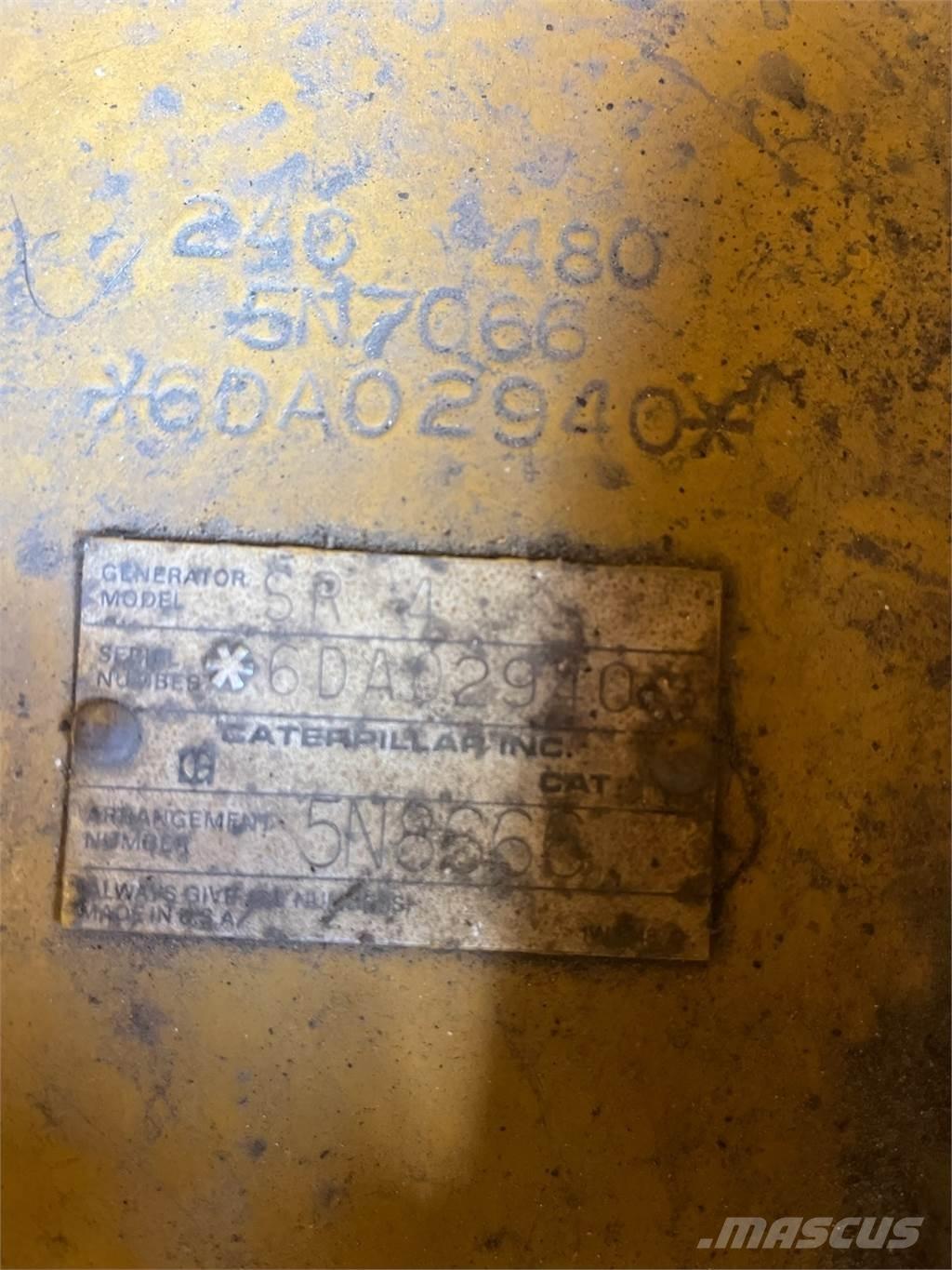 CAT 400 KW Diger
