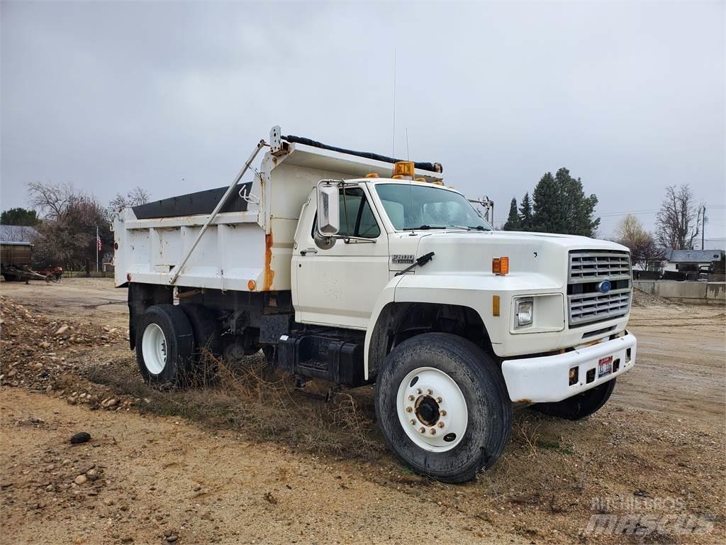 Ford F800 Diger kamyonlar