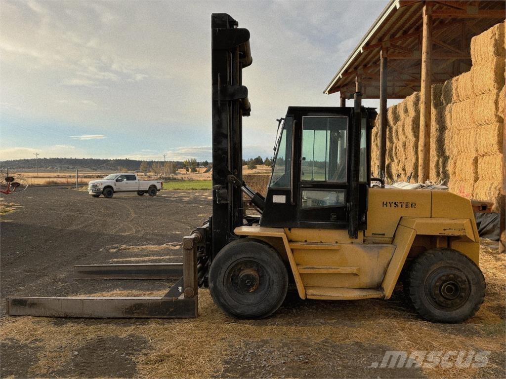 Hyster H210XL Balya kiskaçlari
