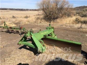 John Deere  Tas toplama makinasi