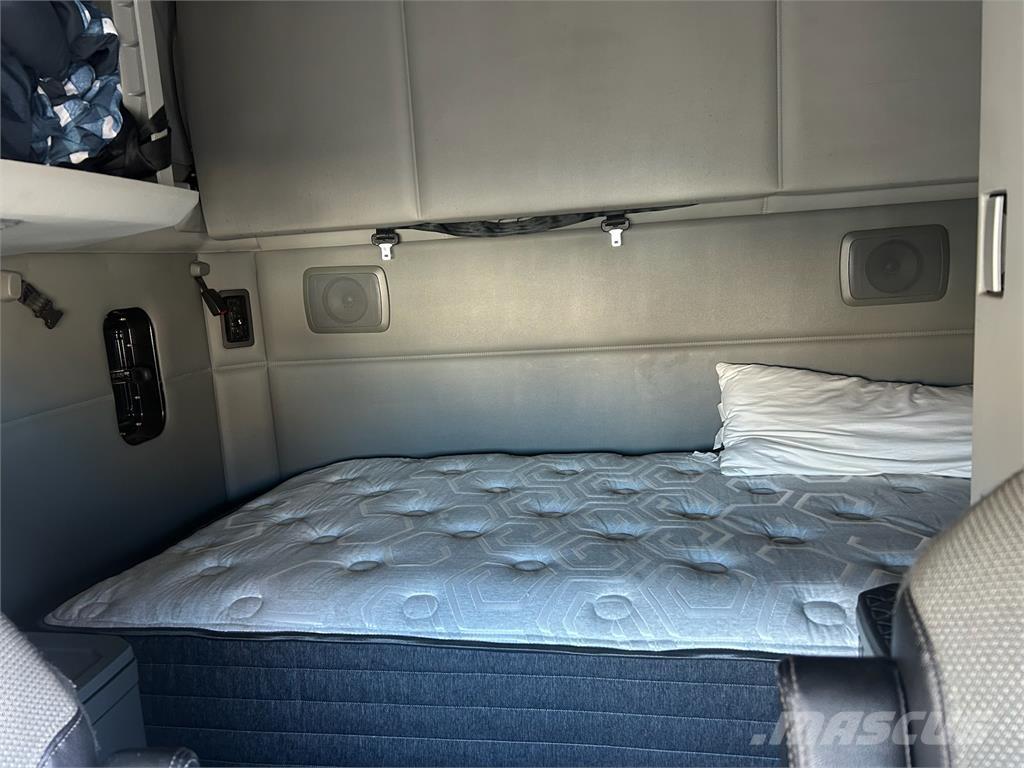 Kenworth T680 Diger kamyonlar