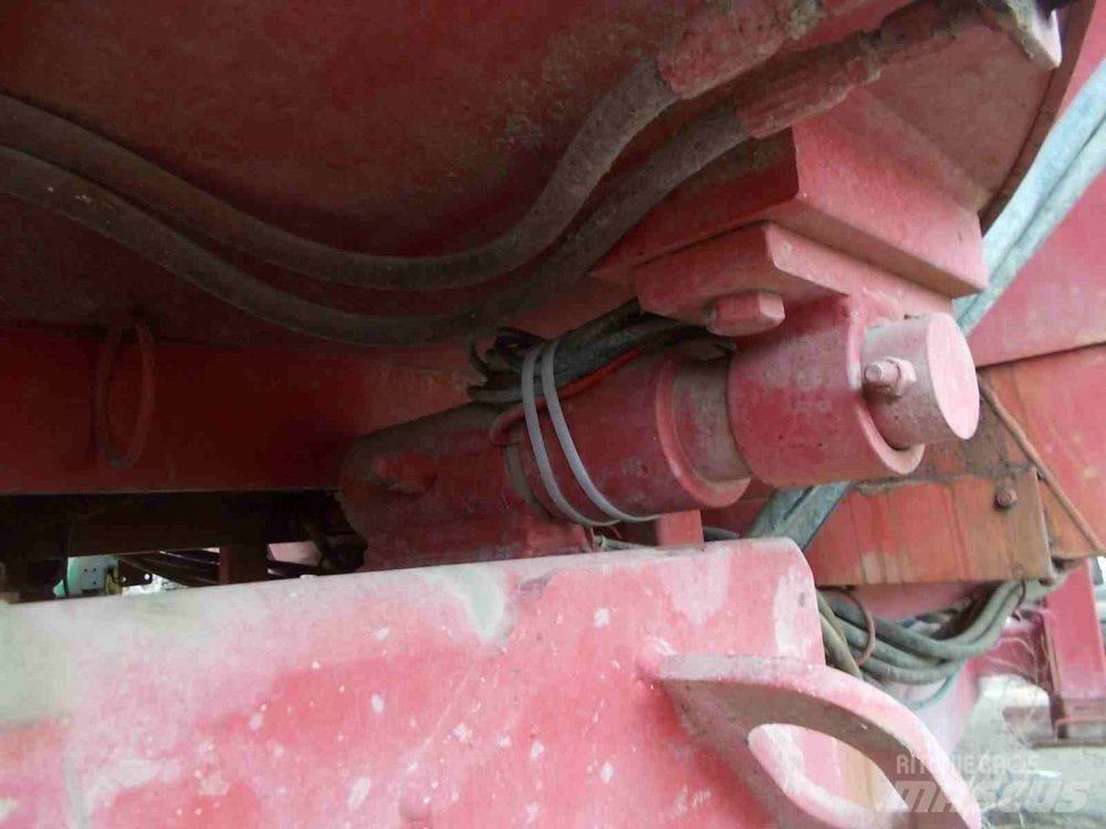  Loewen 1022 Mikser besleyiciler