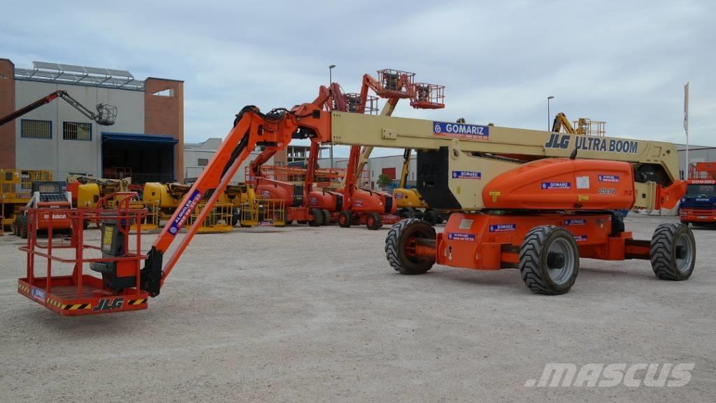 JLG 1250AJP Körüklü personel platformları