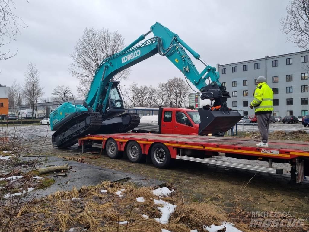 Kobelco SK 210 LC-11 Paletli ekskavatörler