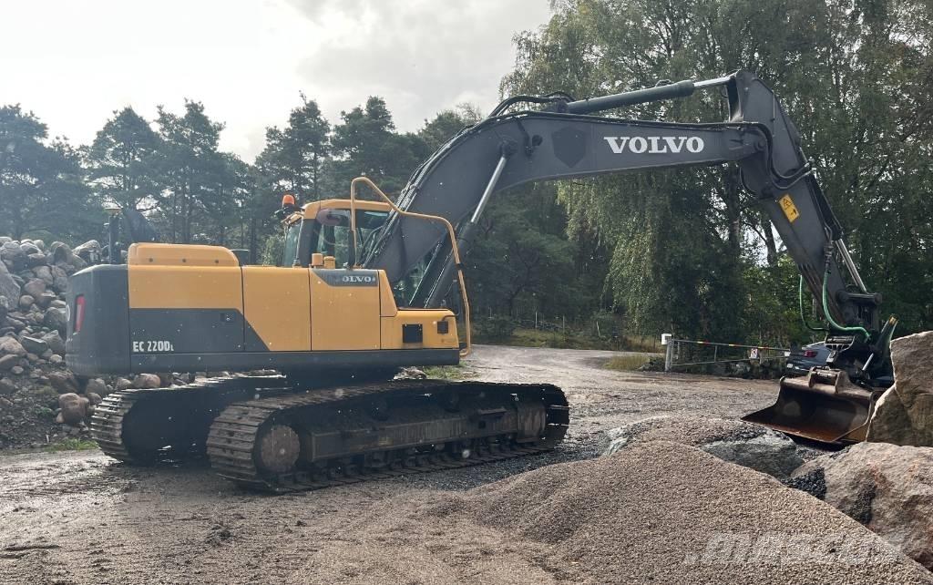 Volvo EC 220 DL Paletli ekskavatörler