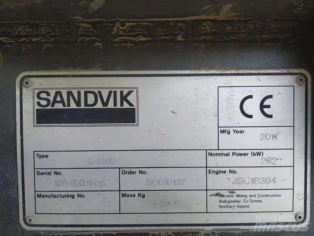 Sandvik QJ330 Gezer kırıcılar