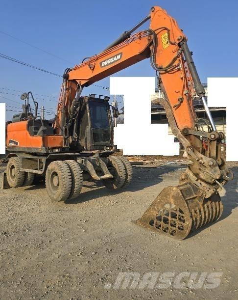 Doosan DX 140 W-5 Lastik tekerli ekskavatörler