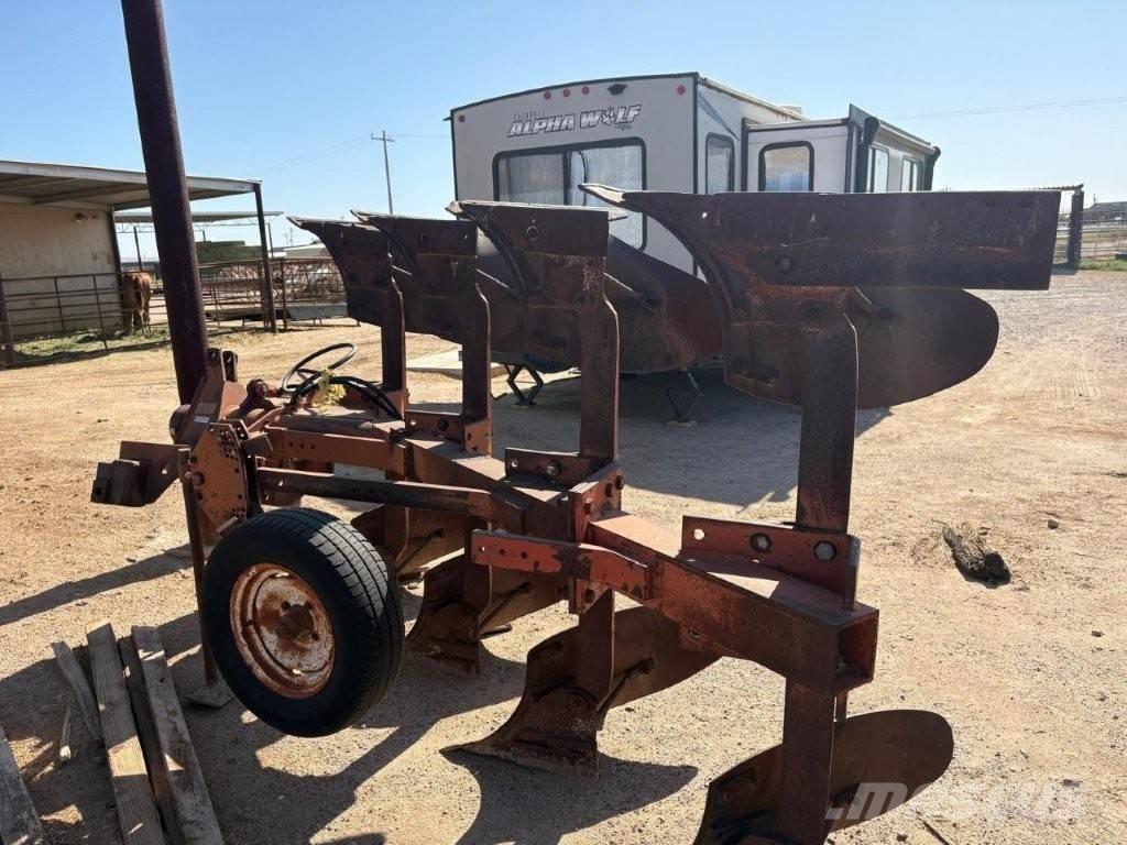Case IH 140 plow Diger traktör aksesuarlari