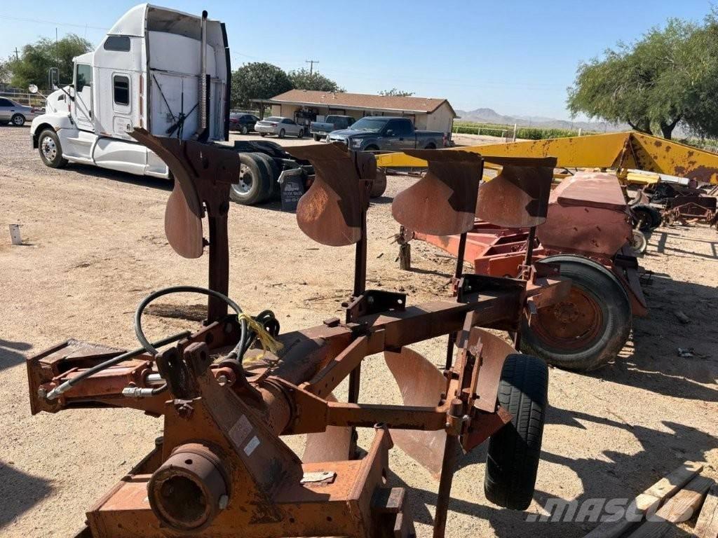 Case IH 140 plow Diger traktör aksesuarlari