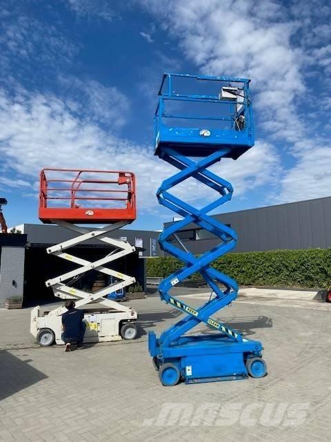 SkyJack SJ III 3219 Makasli platformlar