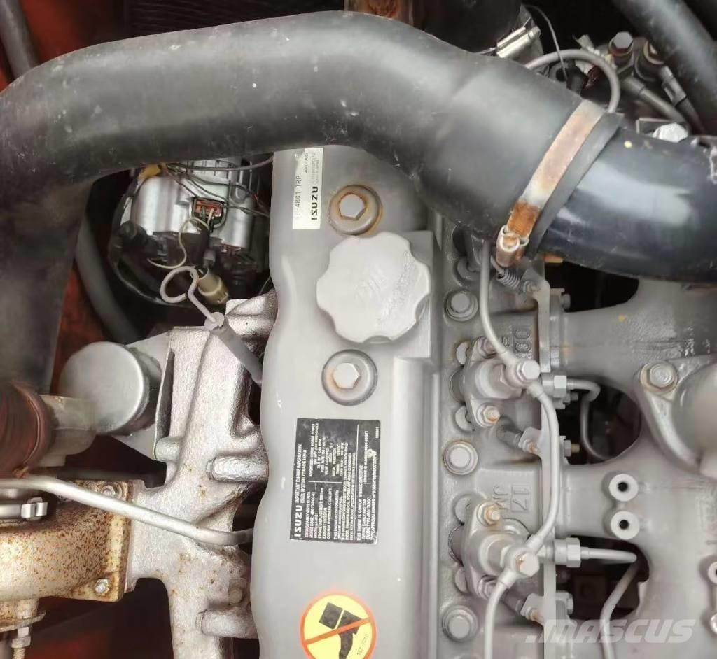 Hitachi 135US-6 Paletli ekskavatörler