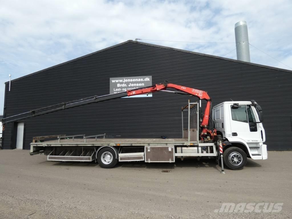 Iveco 150E 25 Araç üzeri vinçler
