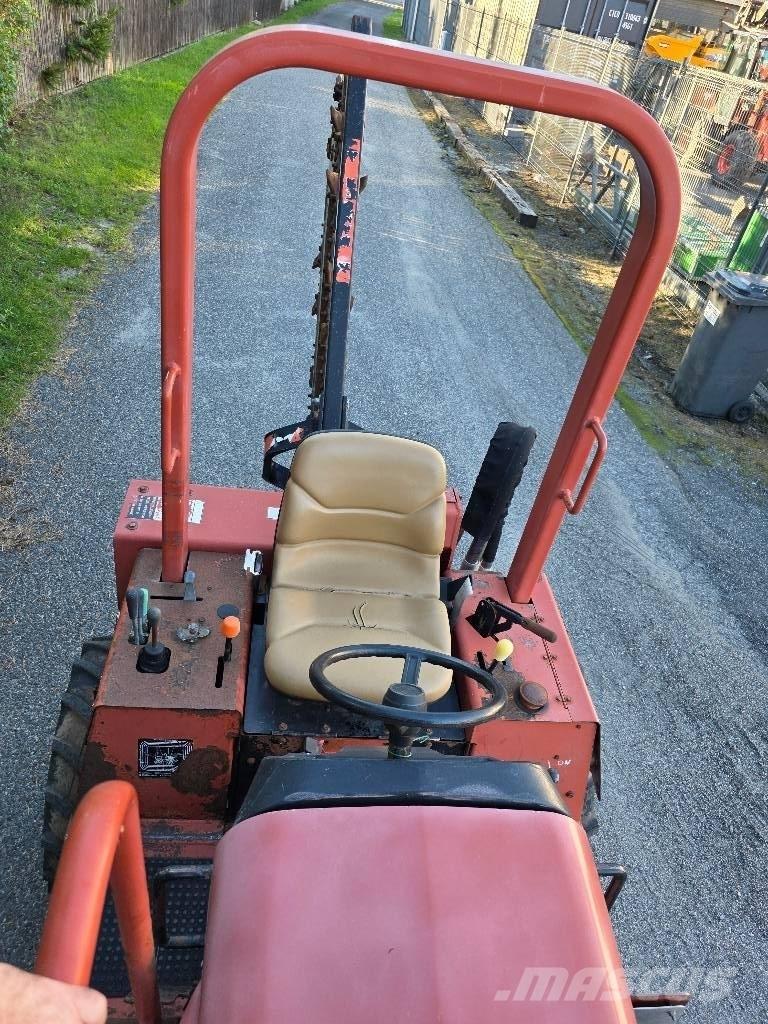 Ditch Witch RT 40 Kanal kazma makinasi