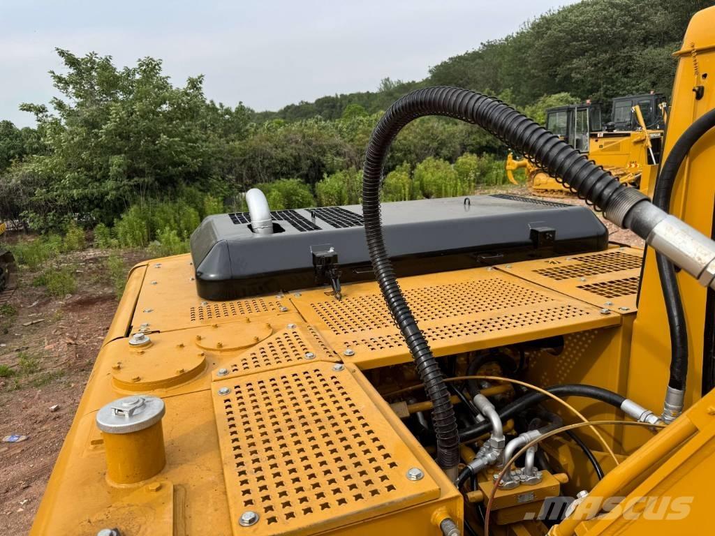 CAT 320 B L Paletli ekskavatörler