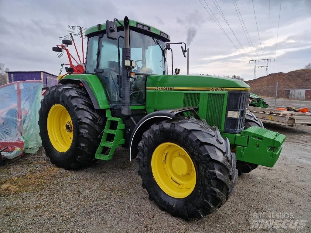 John Deere 7700 Traktörler