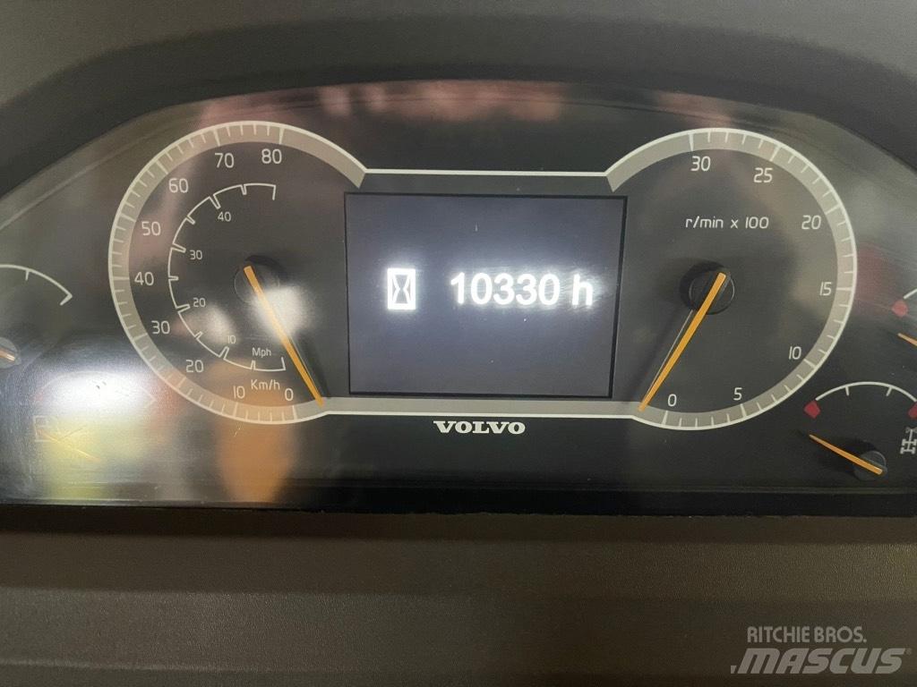 Volvo A 30 G Belden kirma kaya kamyonu