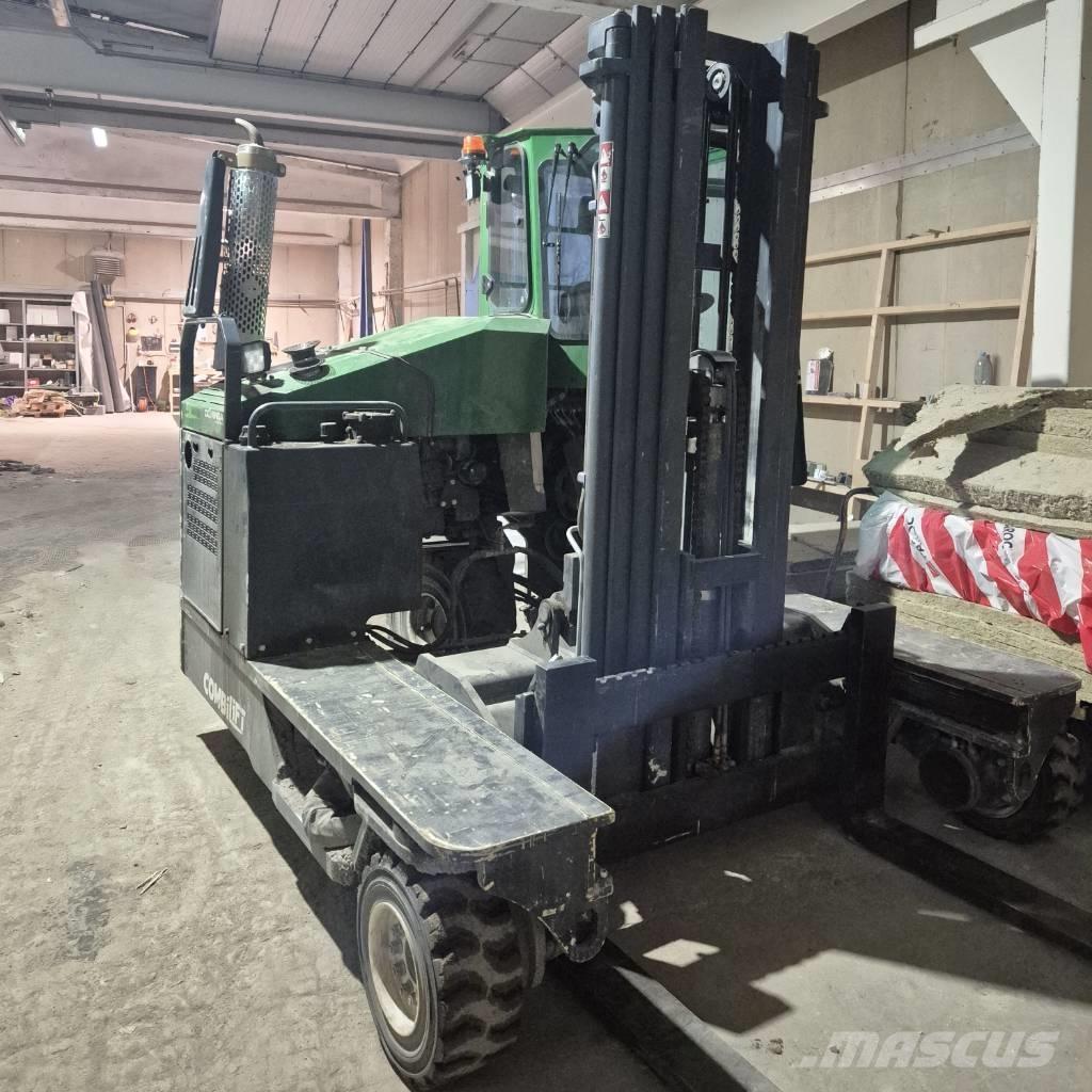 Combilift C 4000 4 yönlü reach truck