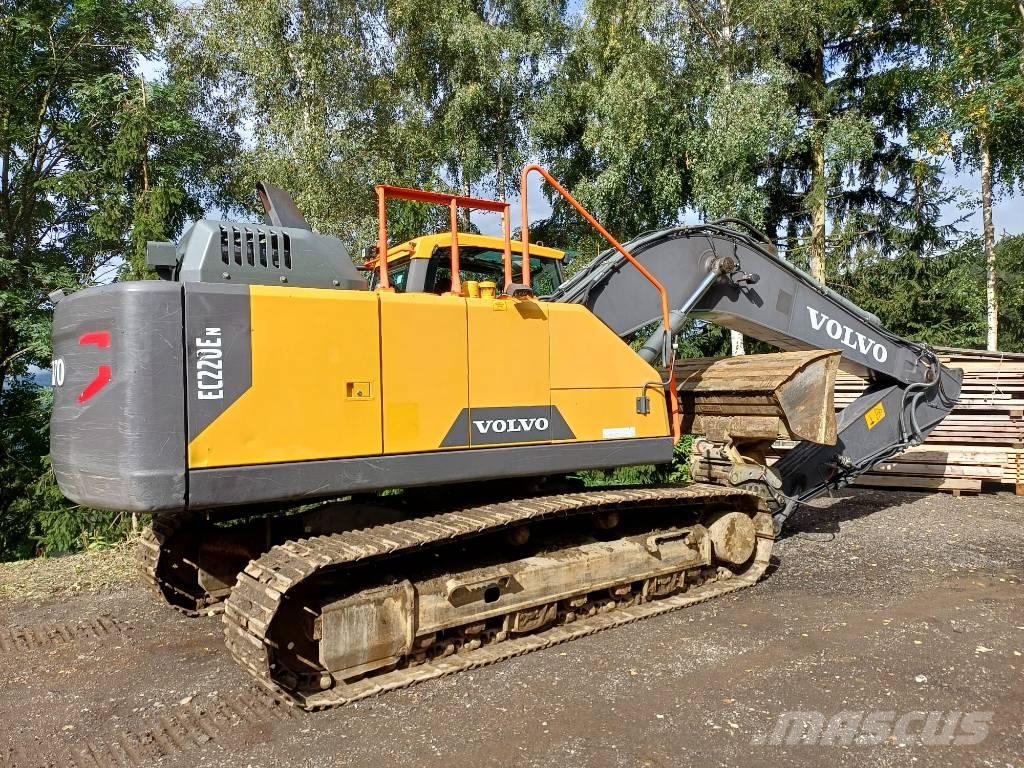 Volvo EC 220 E Paletli ekskavatörler