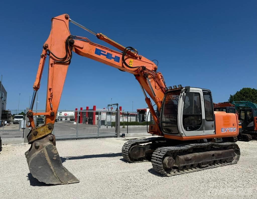 Fiat Hitachi EX 165 Paletli ekskavatörler