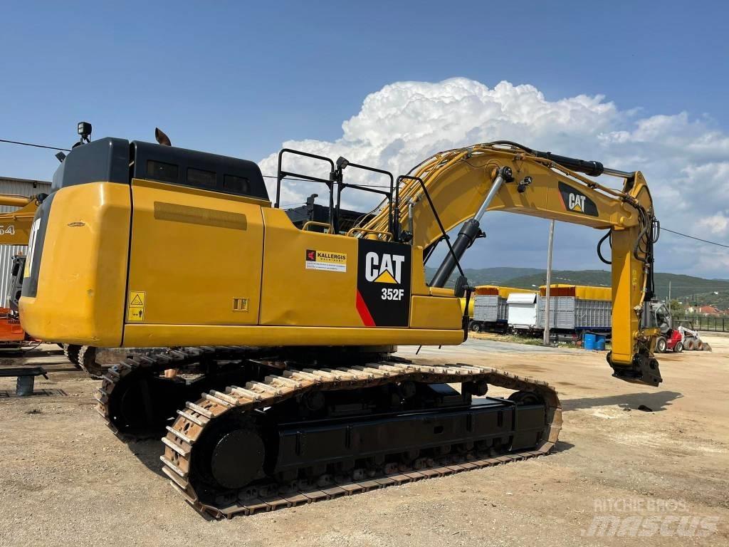 CAT 352FL Paletli ekskavatörler