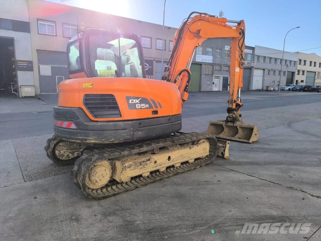 Doosan DX 85 R-3 Midi ekskavatörler 7 - 12 t