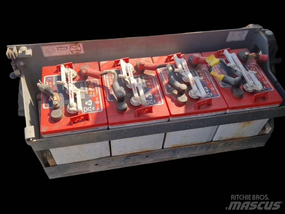 SkyJack SJ III 3215 Makasli platformlar