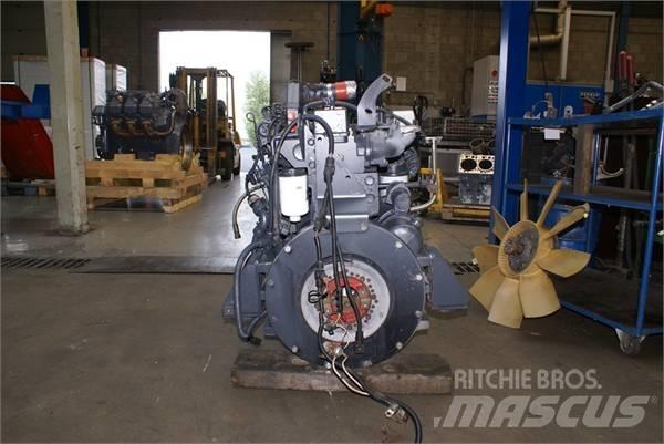 Komatsu S6D114 E1 Motorlar