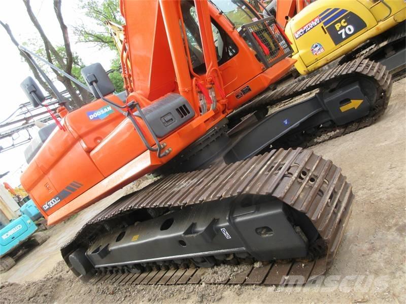 Doosan DX 300 LC Paletli ekskavatörler