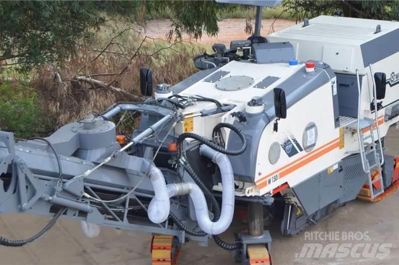 Wirtgen W150 Diger kamyonlar