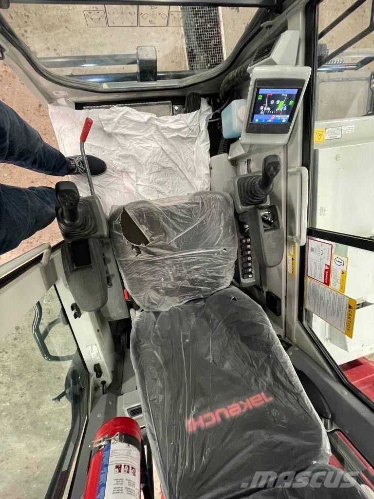 Takeuchi TCR 50 Paletli damperler