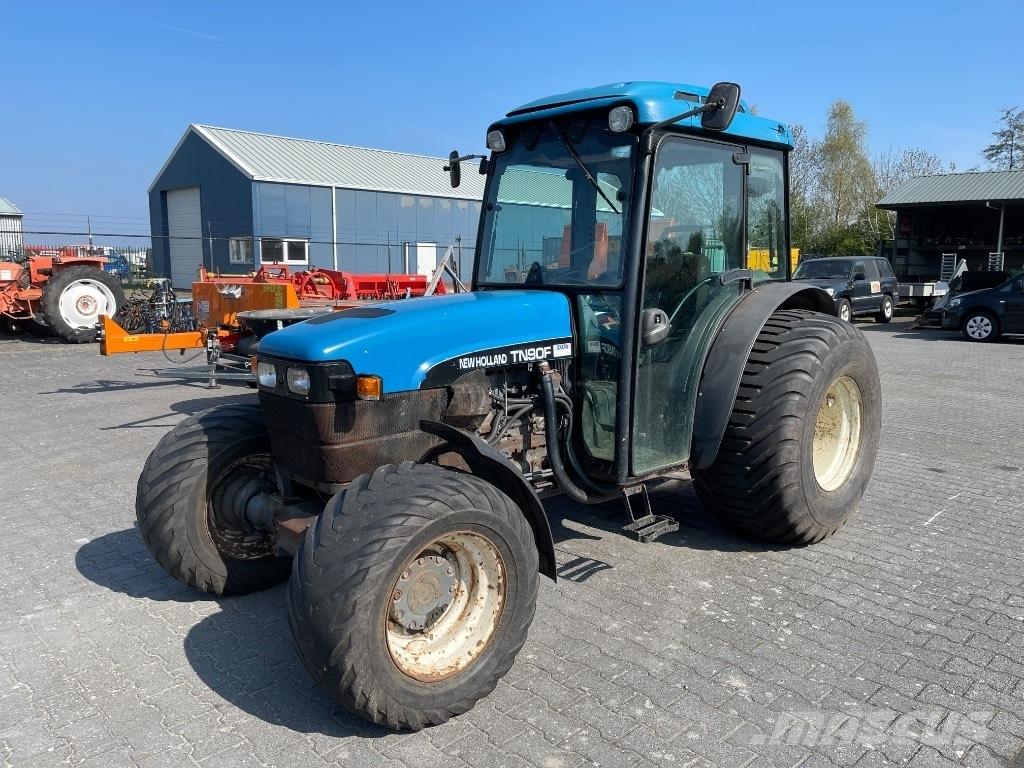 New Holland TN 90 F Traktörler